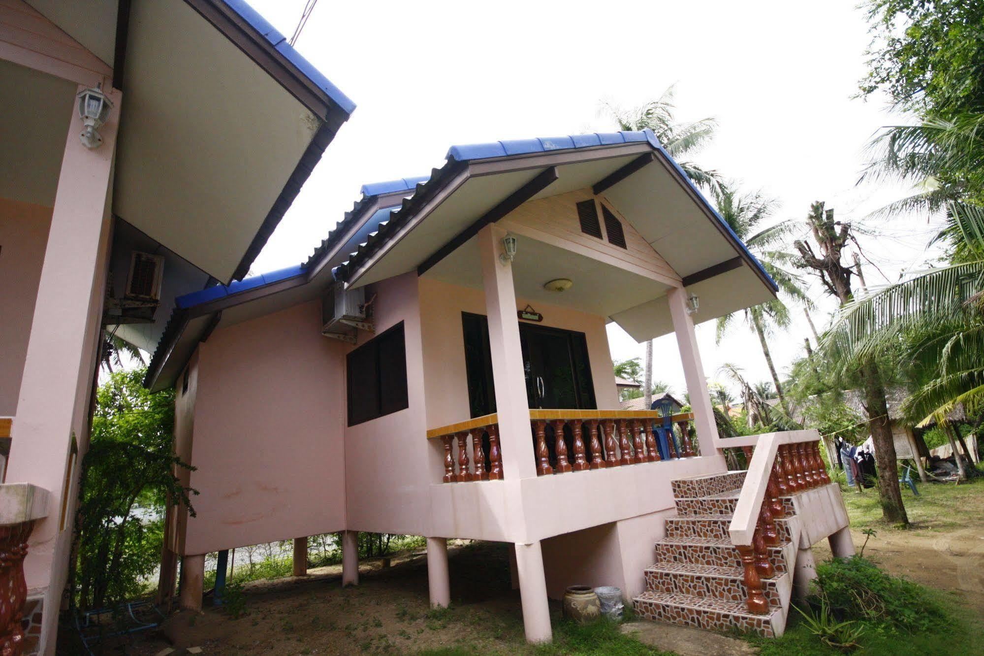 Chaiwat Resort Laem Sing Extérieur photo