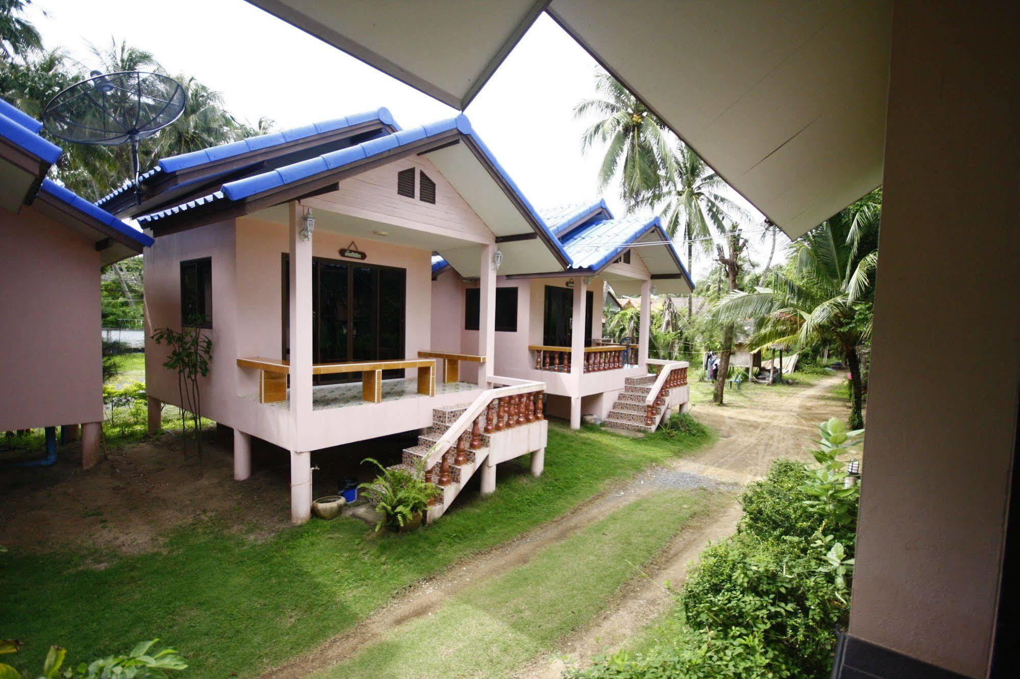 Chaiwat Resort Laem Sing Extérieur photo